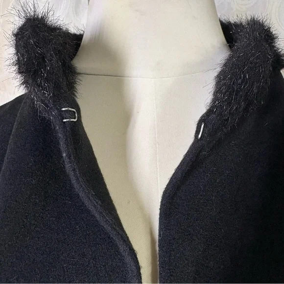 Halogen Black Fur-Trimmed Women's Poncho - Picture 15 of 16